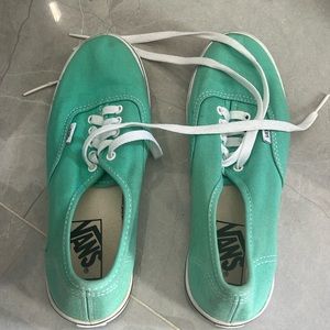 Worm once! Cute green vans! Size 7